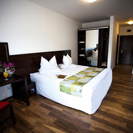 Roata Faget Inn Cluj-Napoca Eksteriør bilde